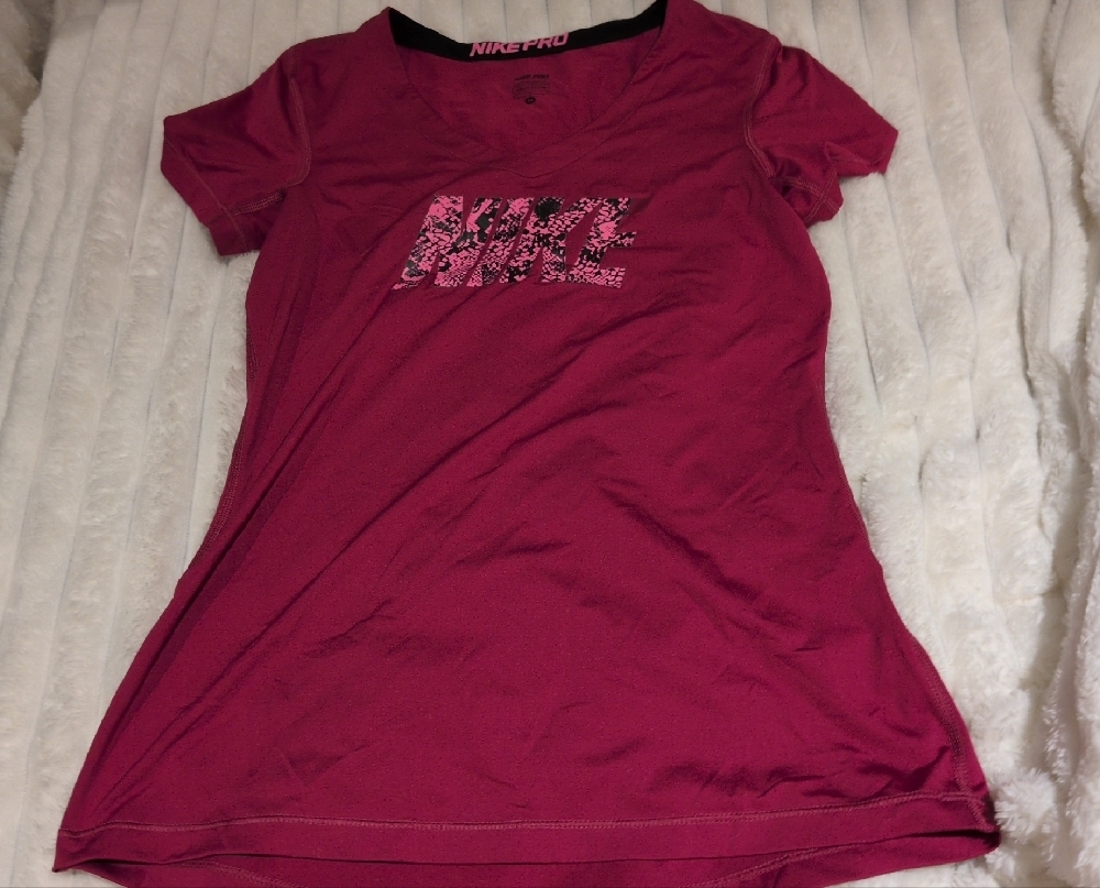 Nike Women's Pink Graphic Tee